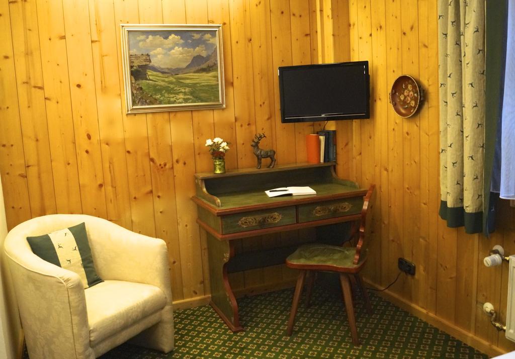 Landhaus Alpina Guest House Mittersill Room photo