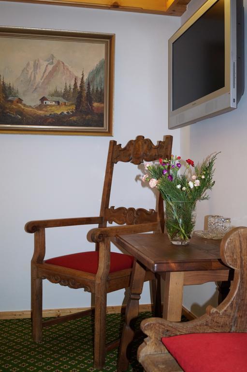 Landhaus Alpina Guest House Mittersill Room photo